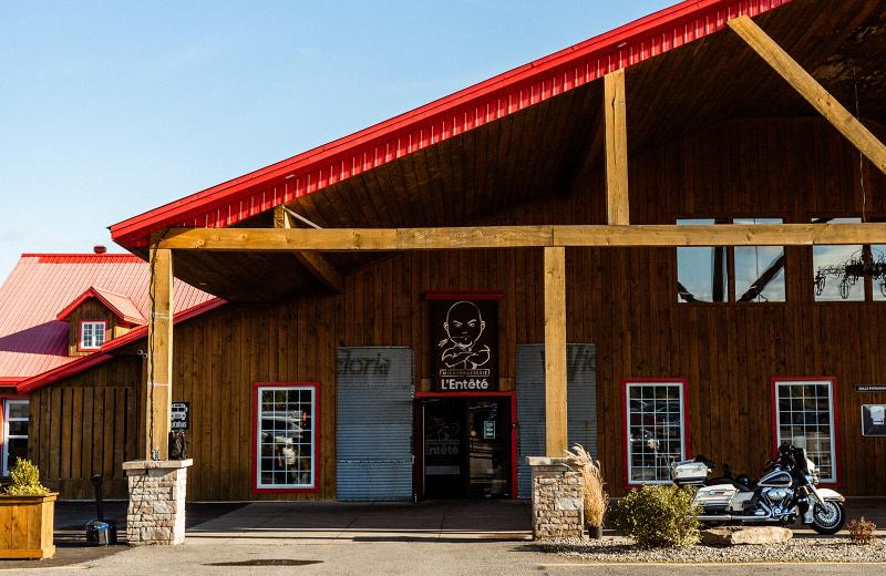Microbrasserie l'entêté — ferme locale au Québec